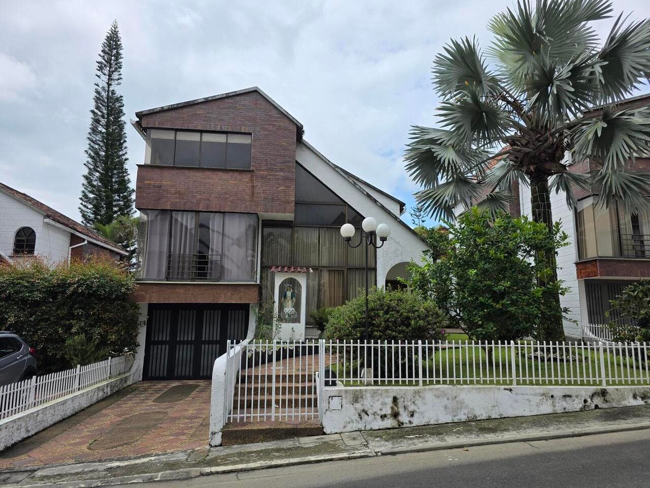 Casa en el Conjunto Residencial Quintas de San Julian en venta en Armenia